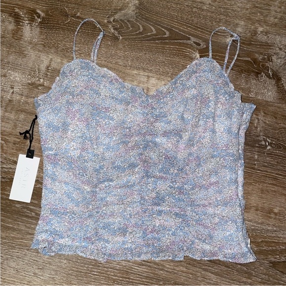 NWT Ruched Floral Camisole - Blue Multi Ditsy - Picture 3 of 7
